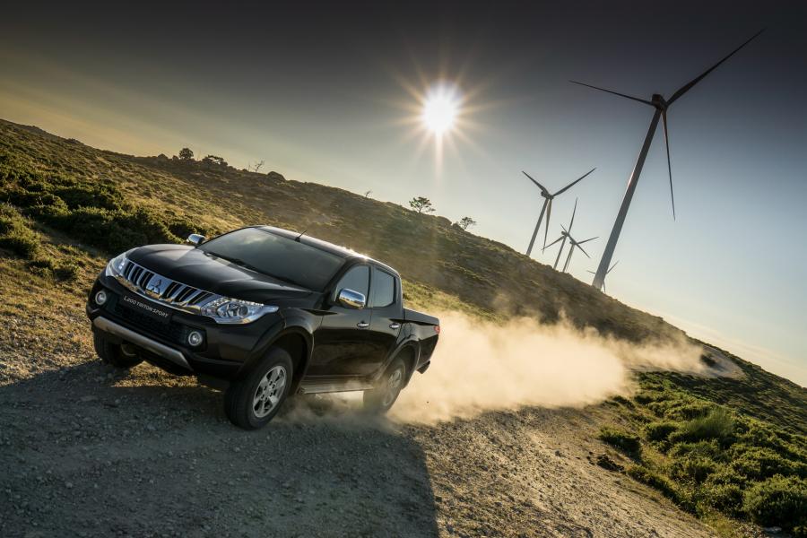  Mitsubishi L200 Triton Sport 2016 года  (LA) (фото 5 из 30)